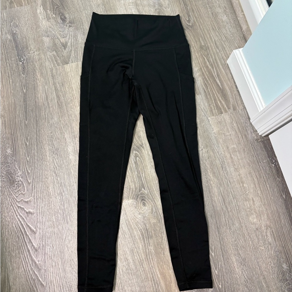 Aerie High-Waist Black Athletic Leggings medium